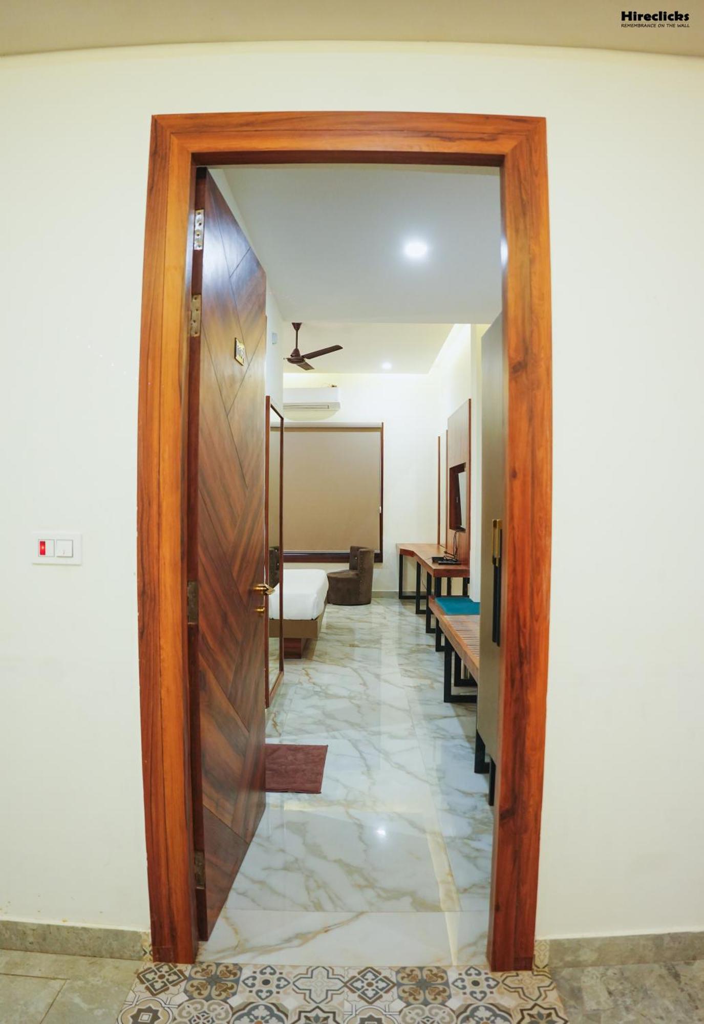 The Krati Resort And Convention Centre Bareilly Exteriör bild